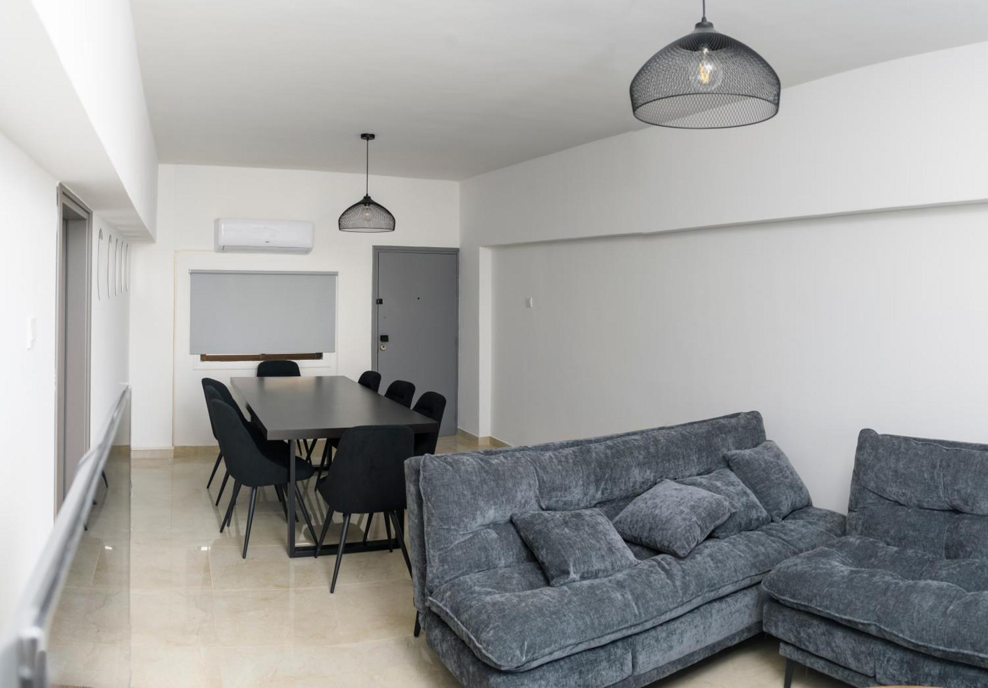 Ollies 3 Bedroom Apartment 라르나카 외부 사진