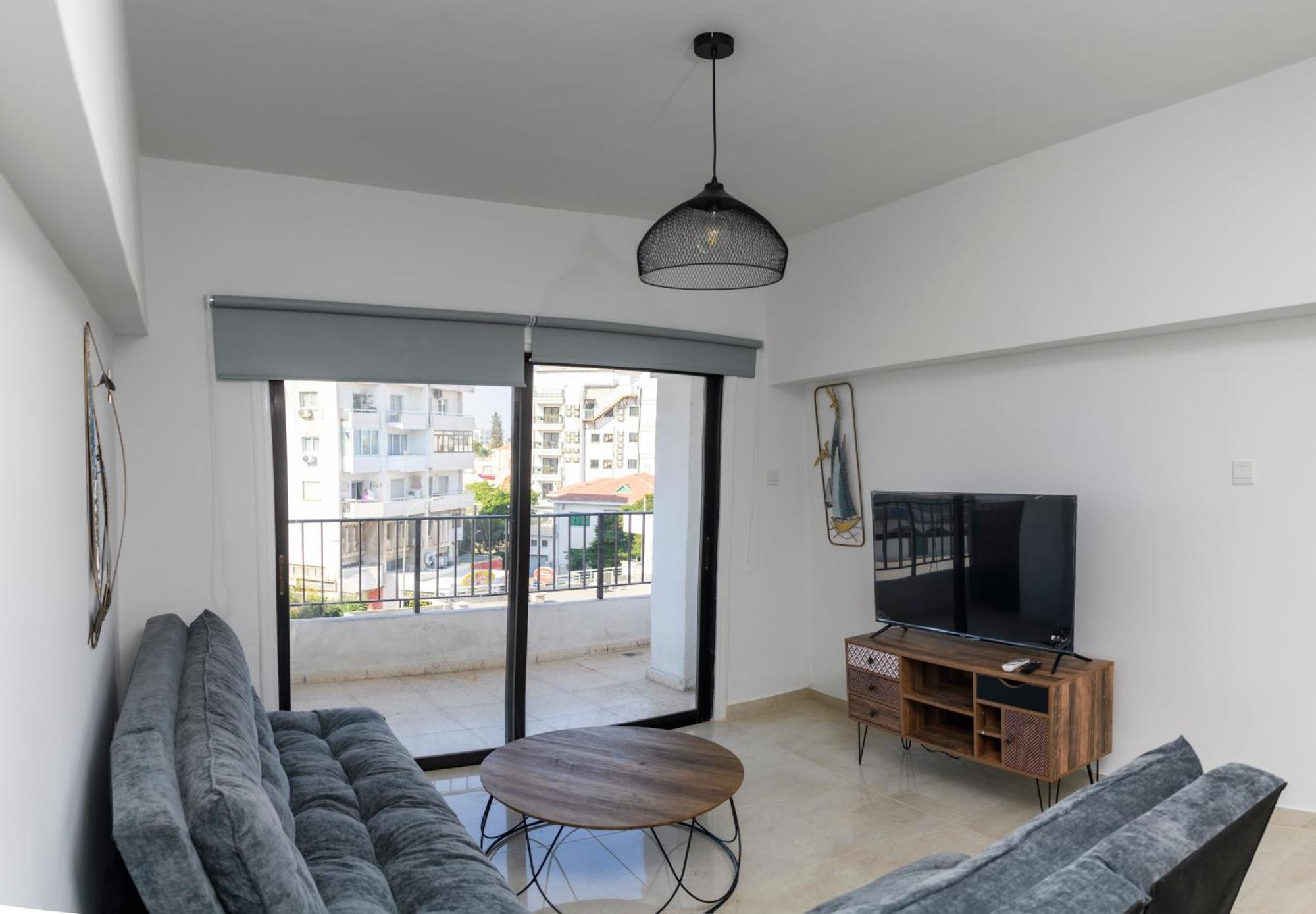 Ollies 3 Bedroom Apartment 라르나카 외부 사진