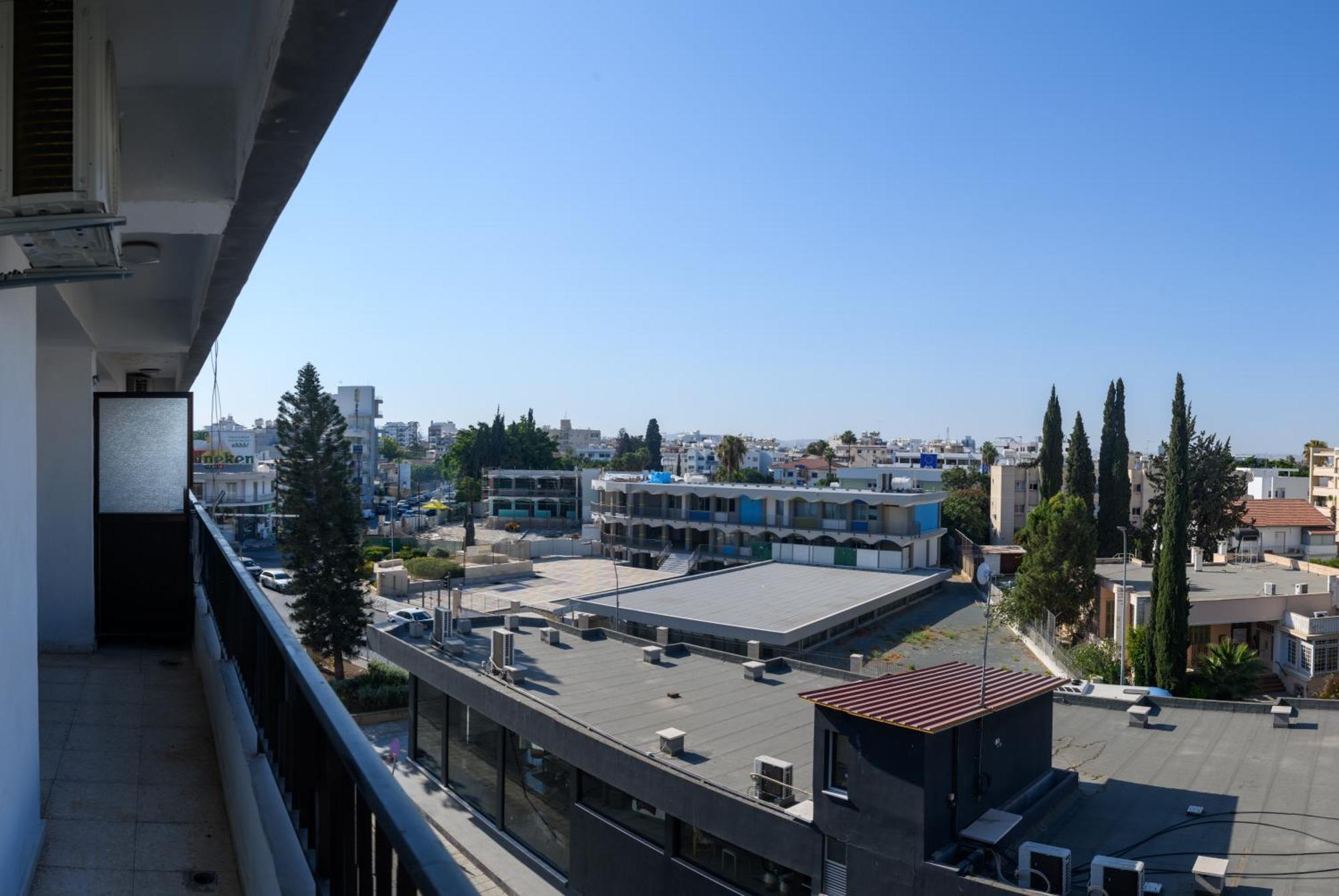 Ollies 3 Bedroom Apartment 라르나카 외부 사진